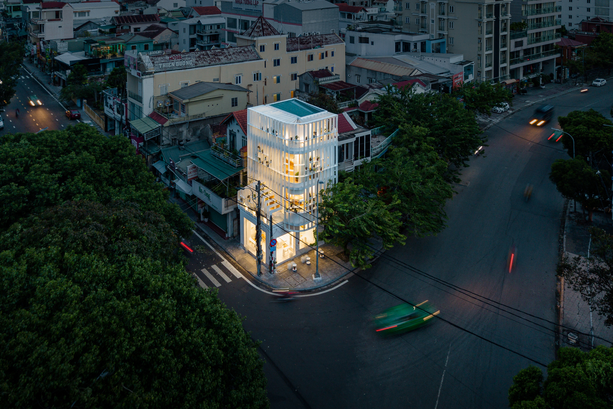 Read more about the article Tiam | Nguyễn Khải Architects & Associates