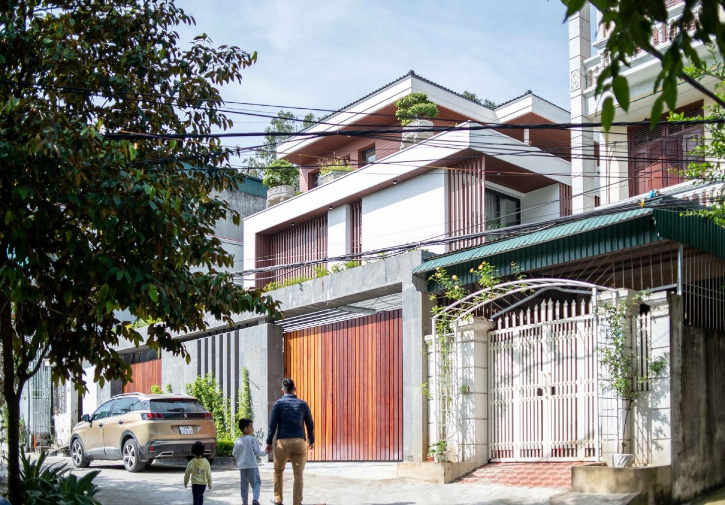 You are currently viewing Nhà Hàm Rồng | T-architects