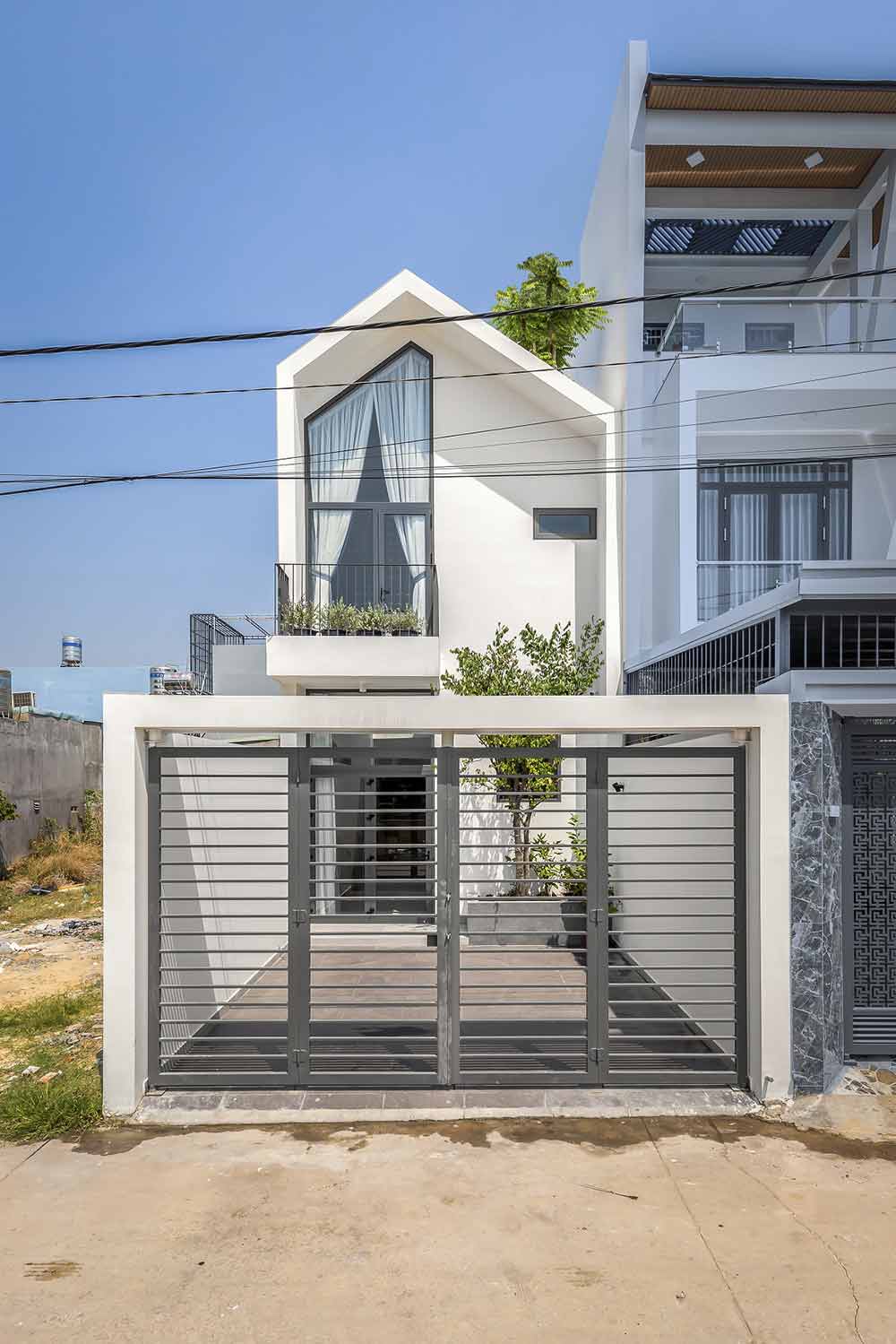 Read more about the article Salem House | Story Architecture