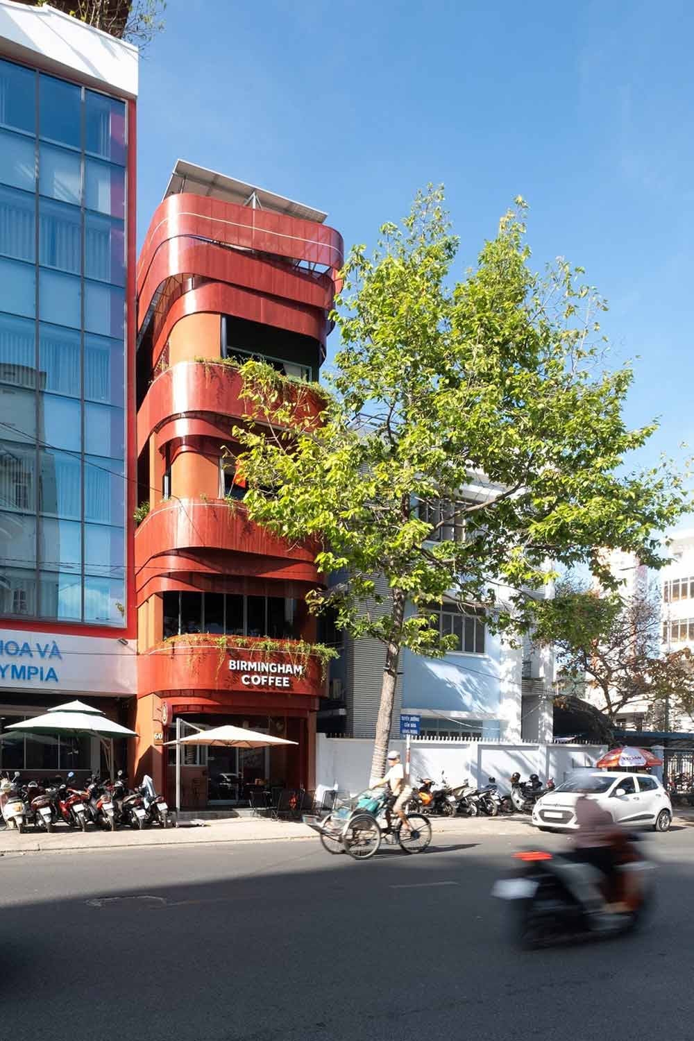 You are currently viewing Birmingham coffee & mini apartment I Chơn.a