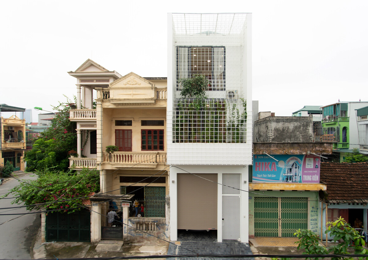 Read more about the article Cage House | T – architects