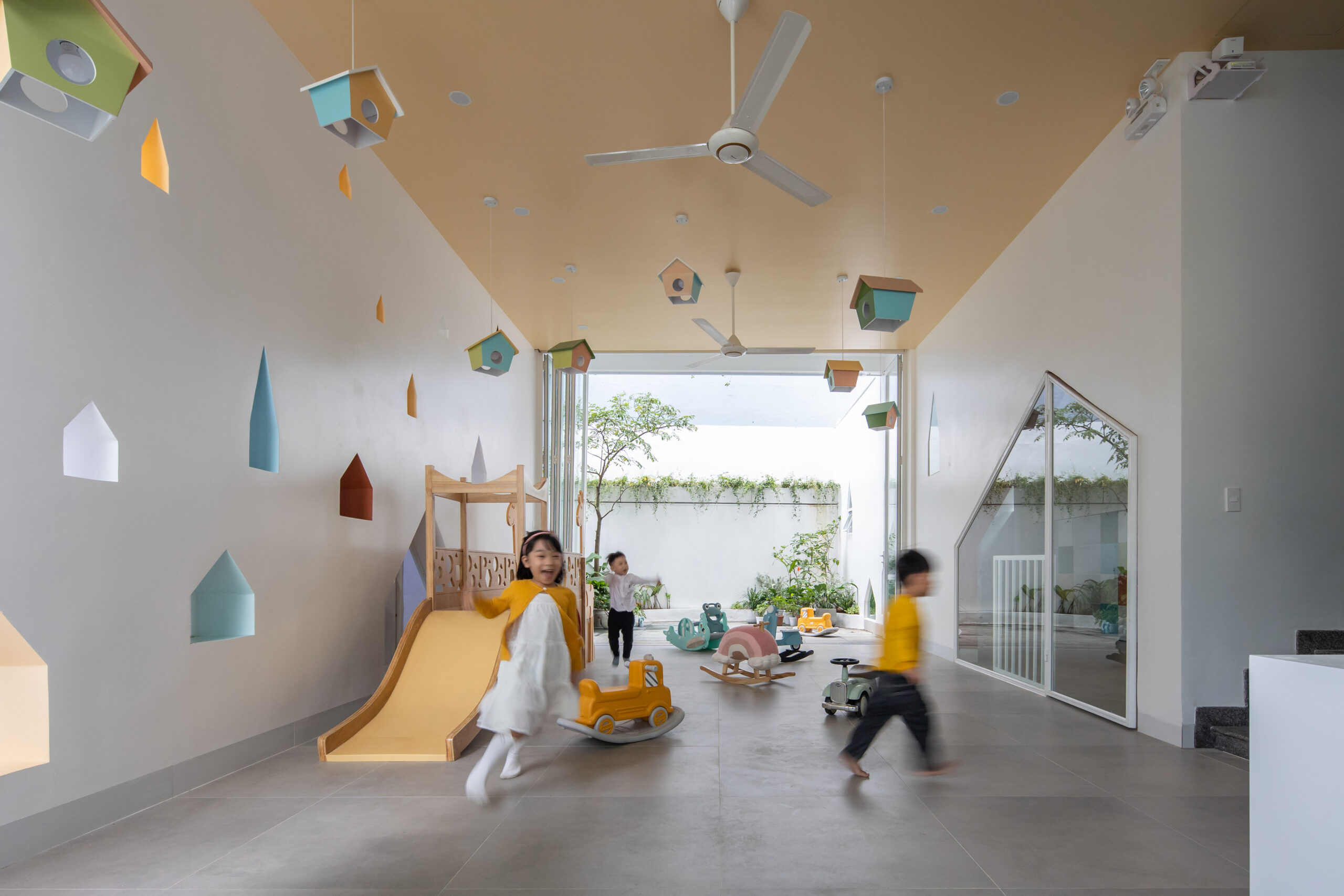 Read more about the article Búp Sen Kindergarten | TON Architects