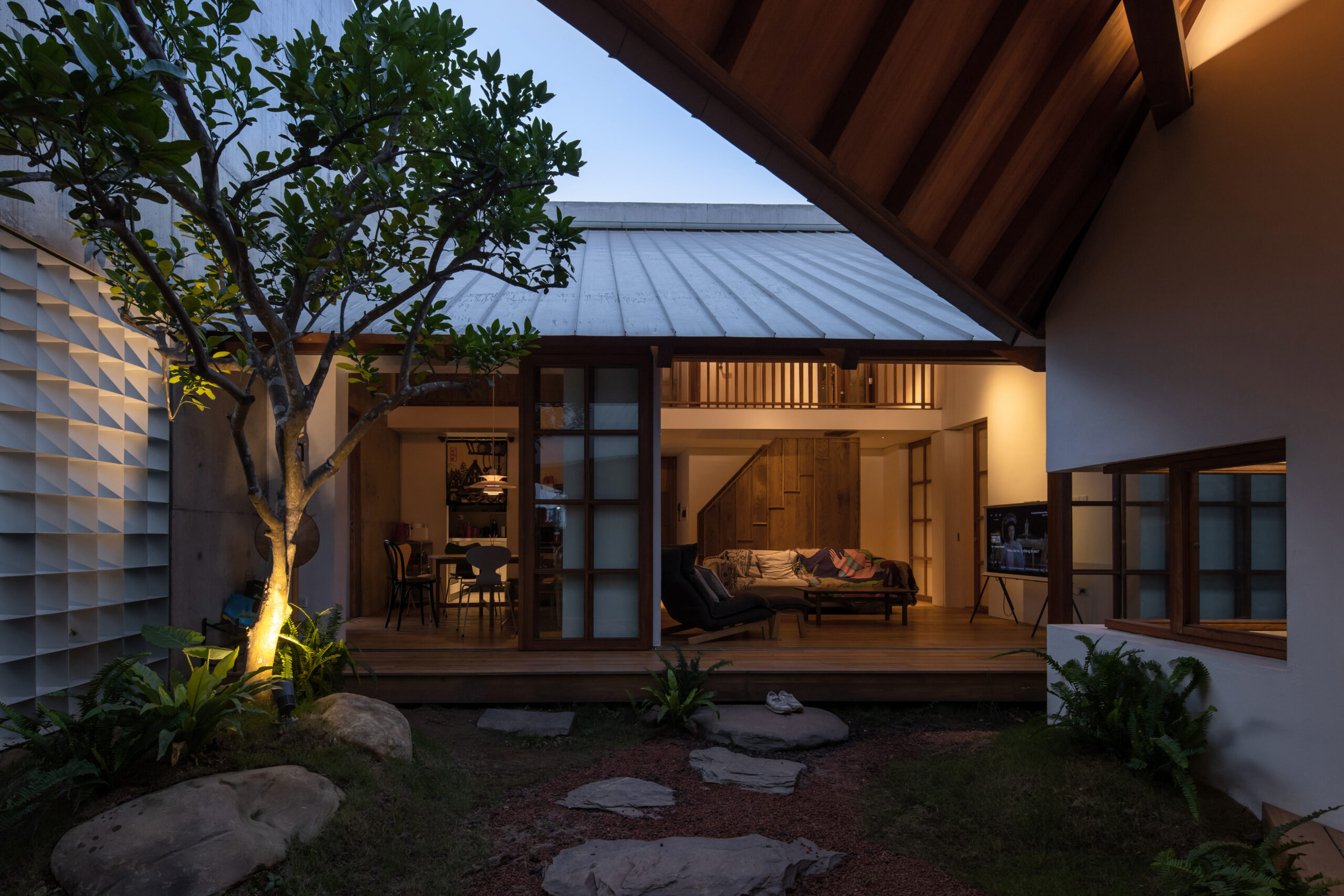 Read more about the article Nhà Hiên | AHL architects