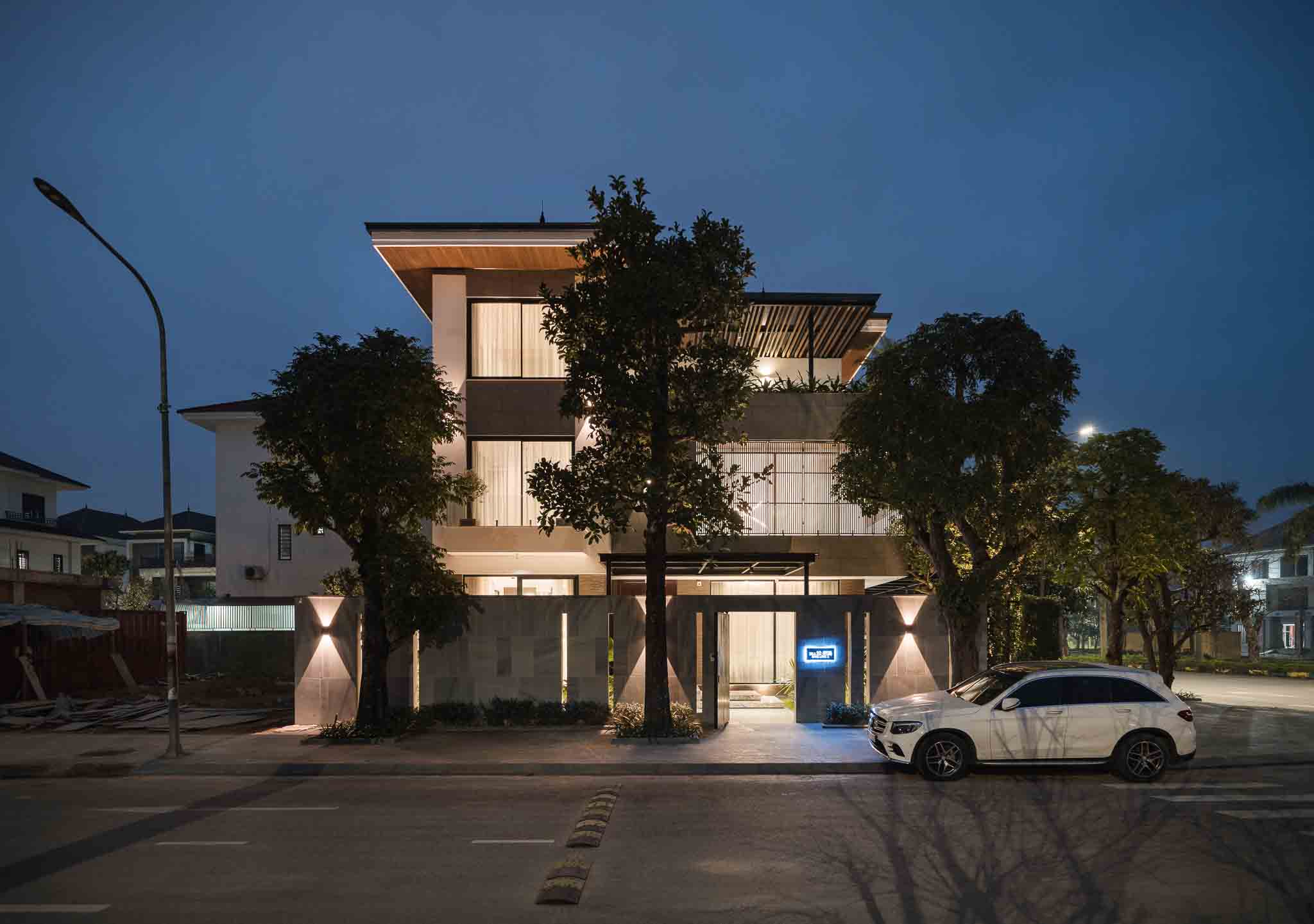 Read more about the article Villa Vinh Tân | 349 Design