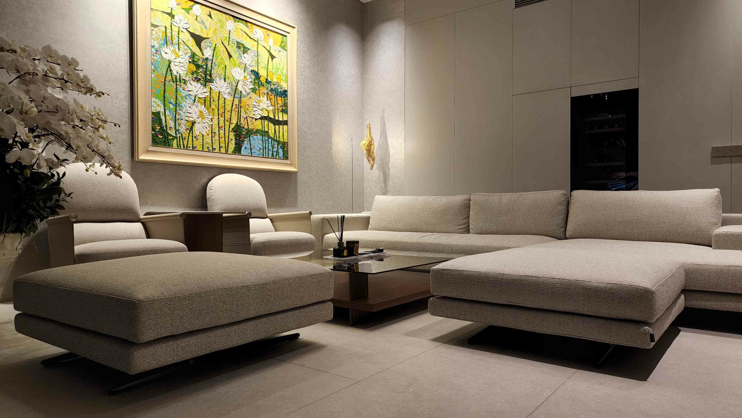 Read more about the article Toraz Villa  | The Modern Touch