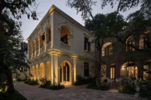 Read more about the article 32QT | AHL Architect