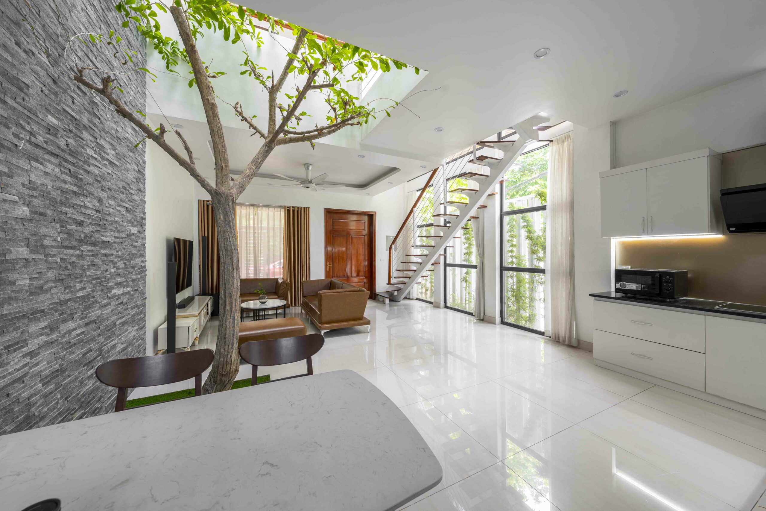 Read more about the article MỘC House | ANL Architect