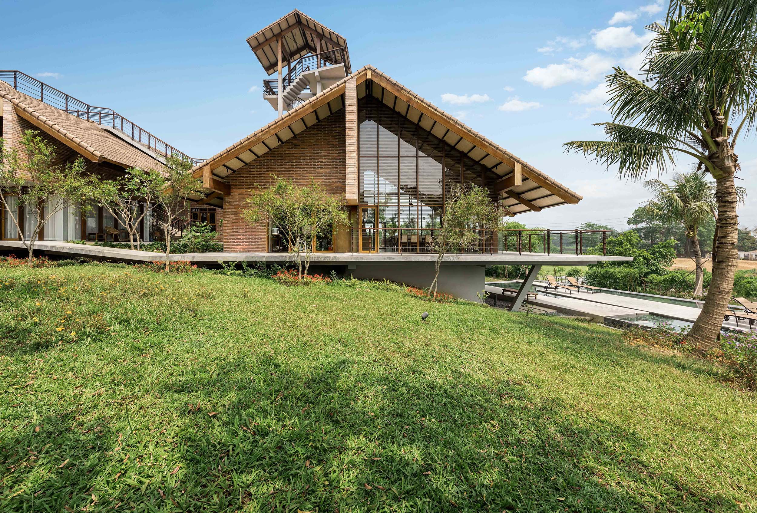 Read more about the article CHP House | BALEINE Architectes