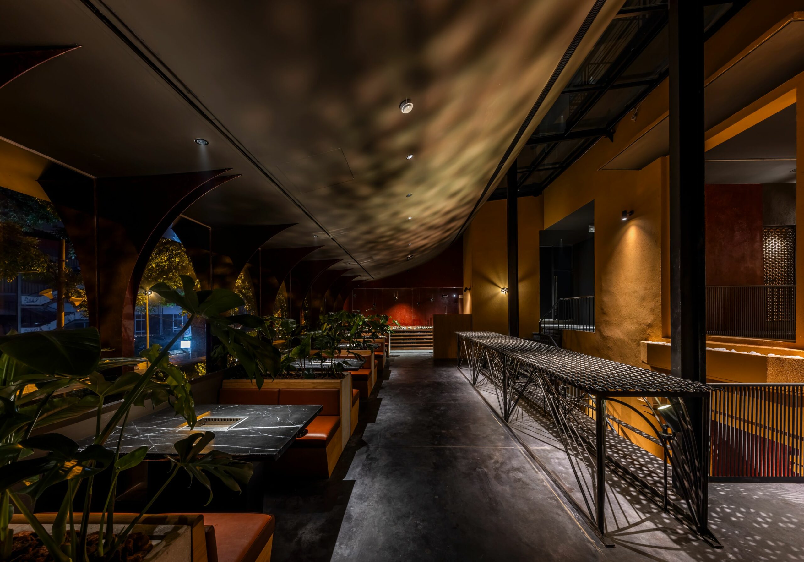 Read more about the article Yazawa Hanoi Restaurant | Takashi Niwa Architects