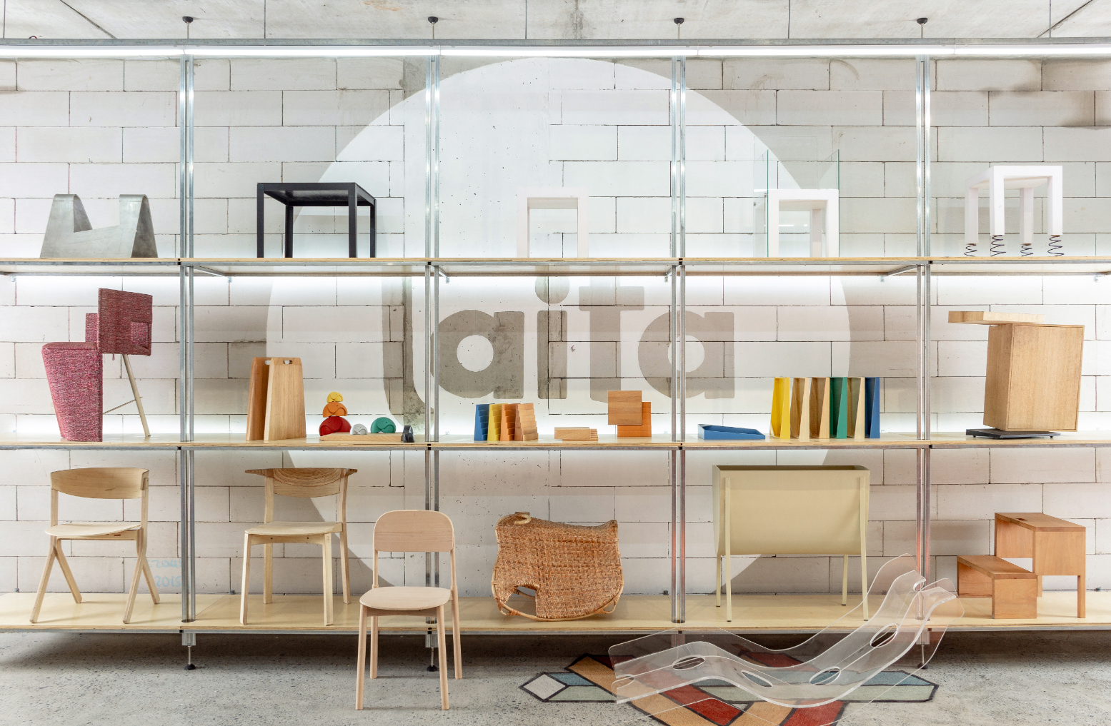 Read more about the article J4 Office | LAITA Design Studio