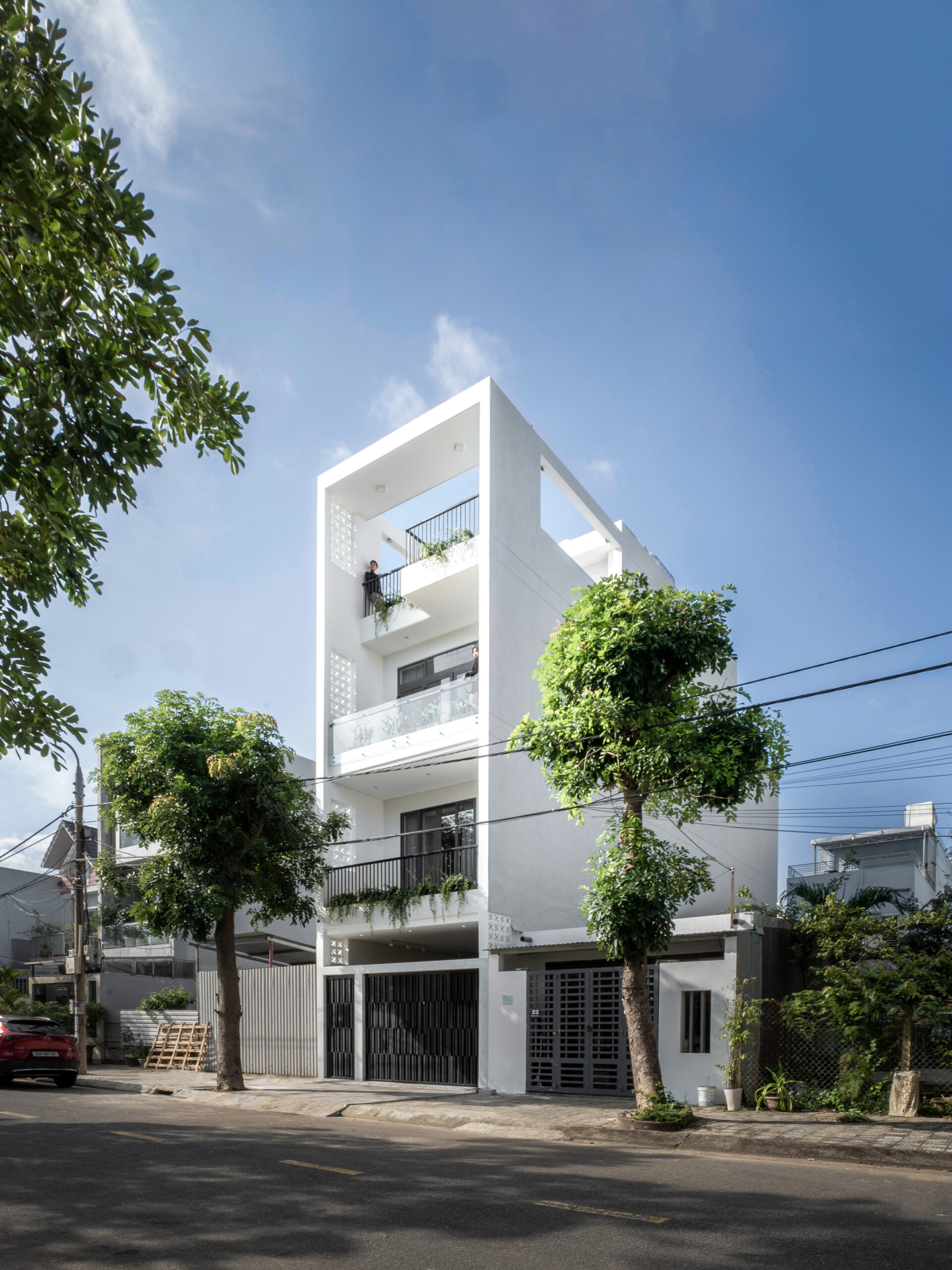 Read more about the article Nhà Chị Hoàng Anh |  Story Architecture