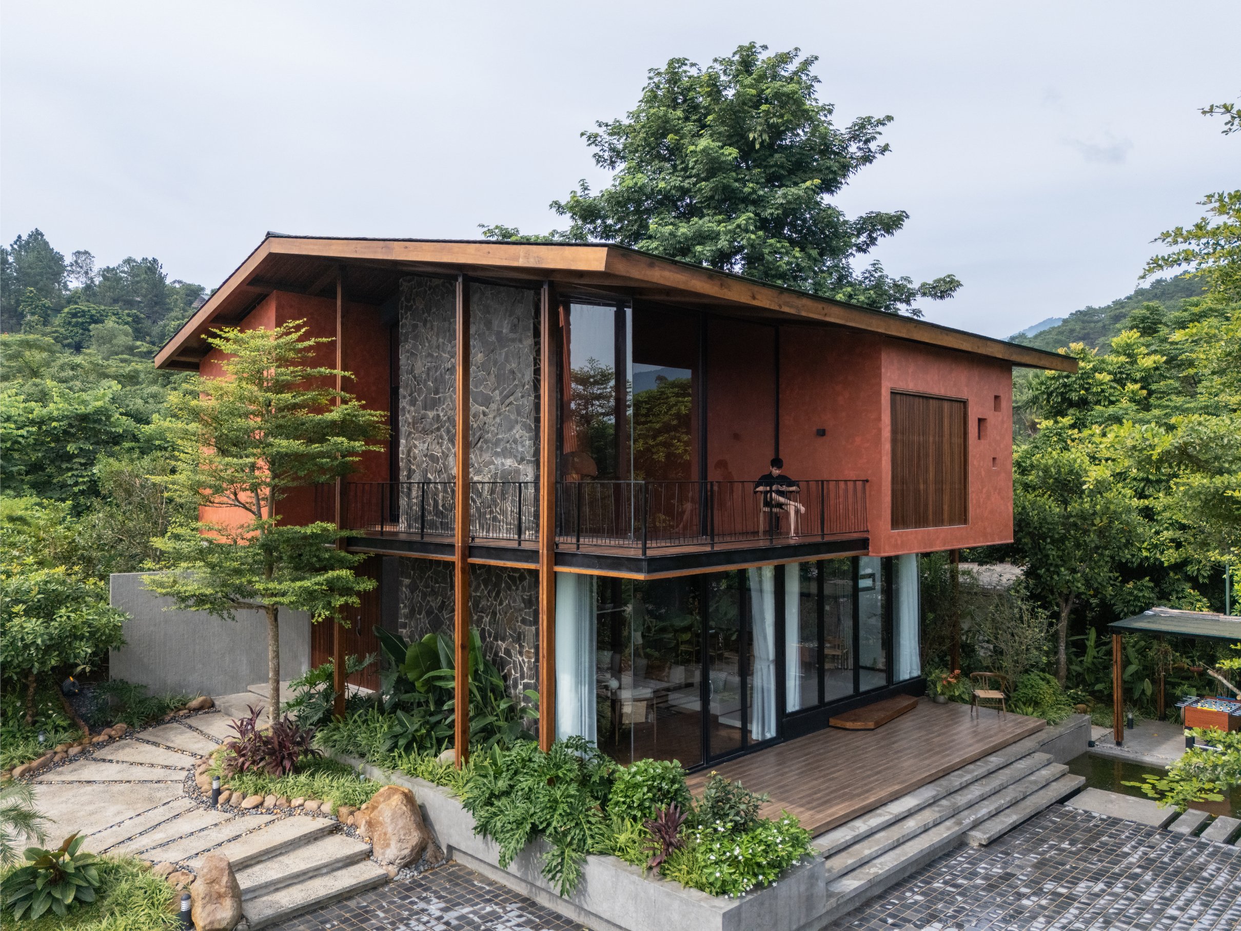 Read more about the article Bird’s Nest House | PAK Architects