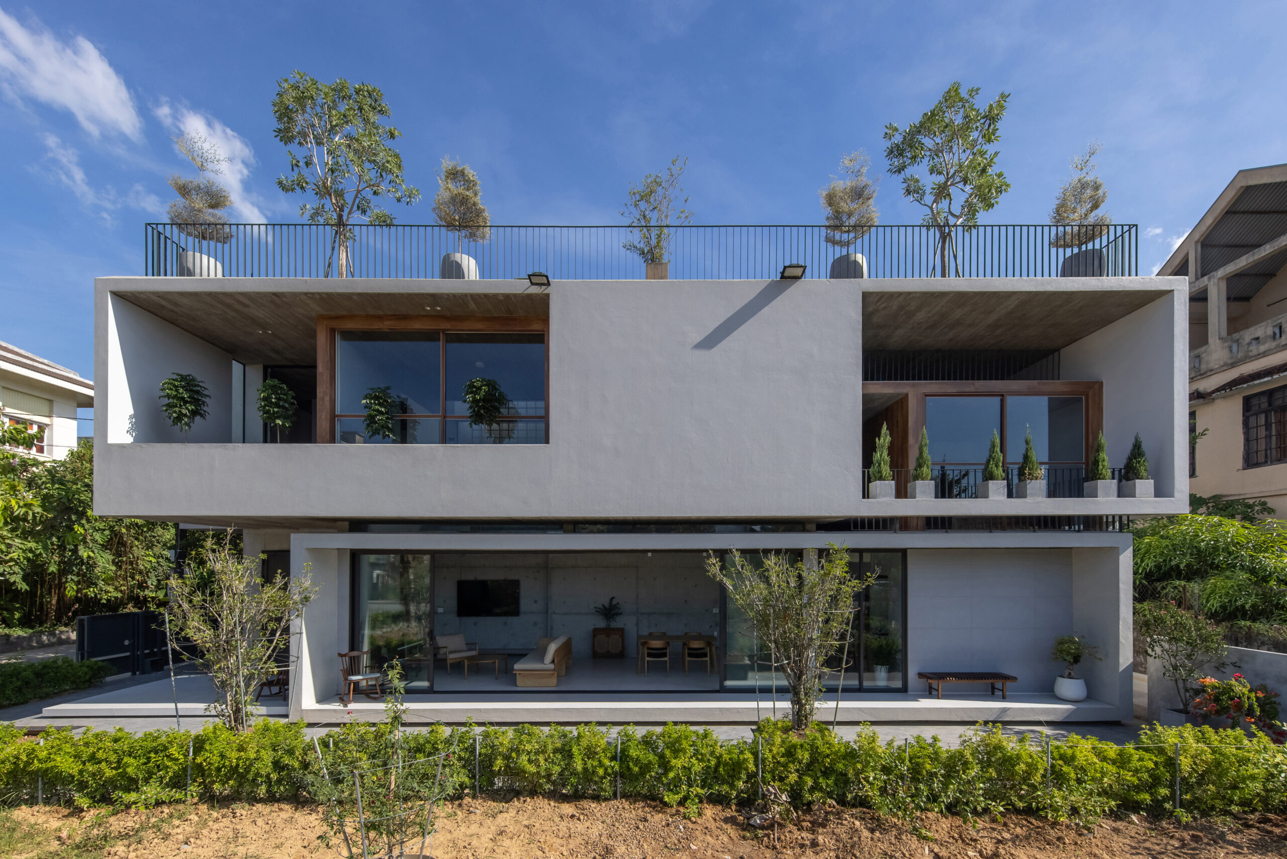 Read more about the article PVT house | Cote architects
