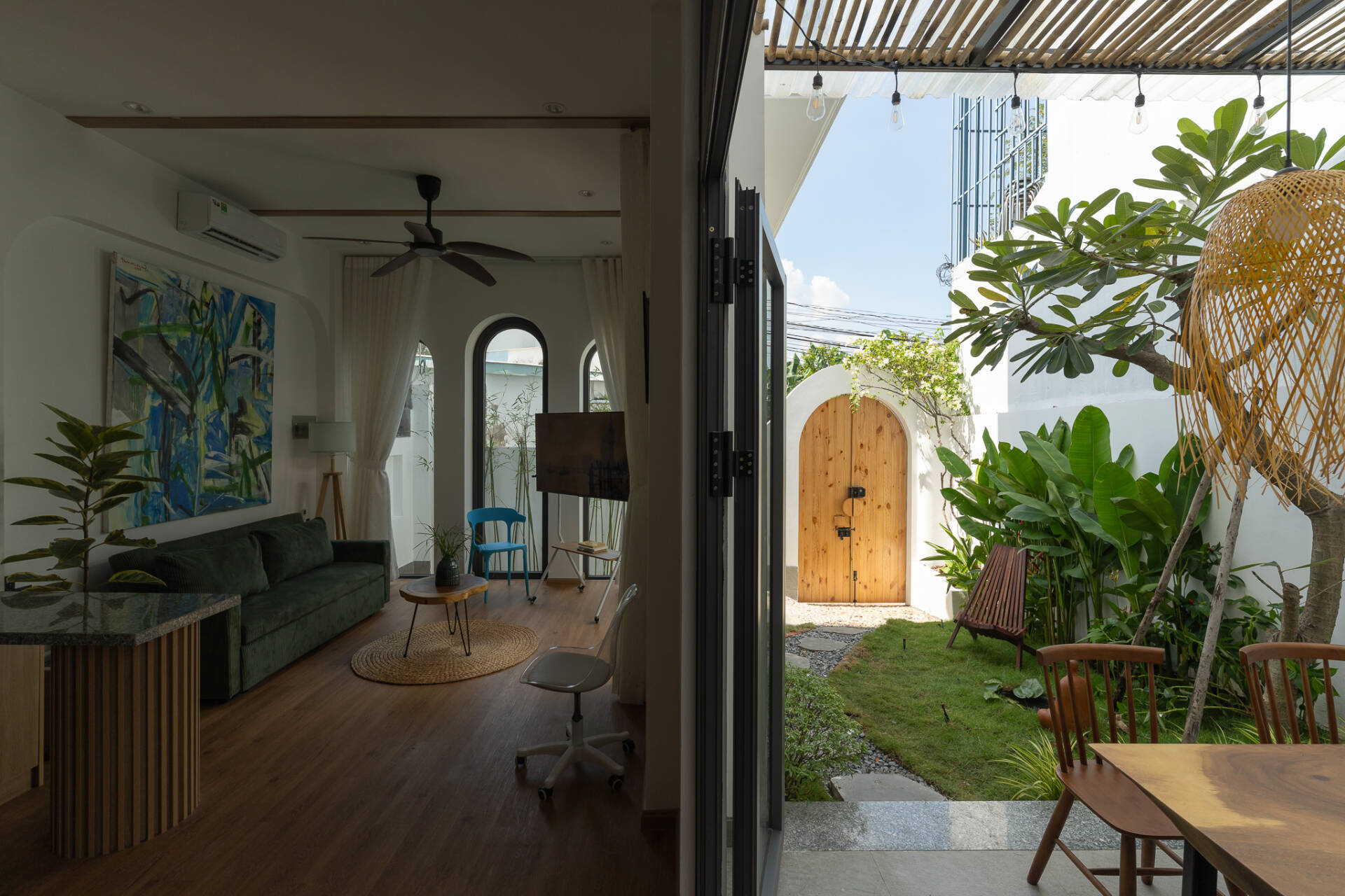 Read more about the article HM HOUSE | DAT TRAN ARCHITECT