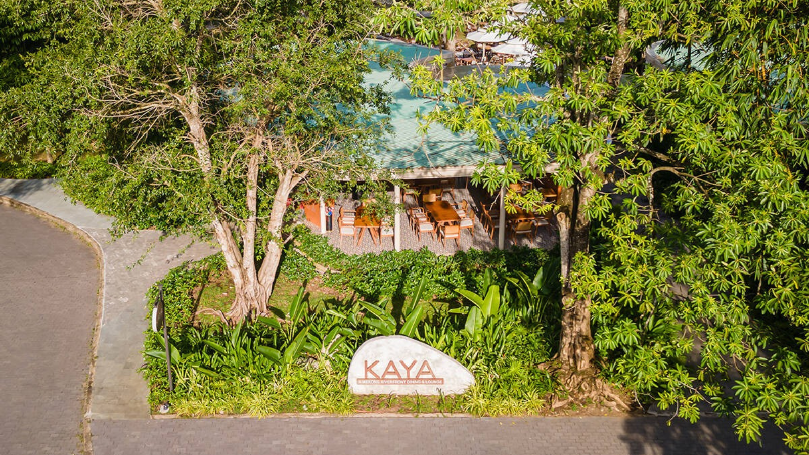 Read more about the article KAYA MEKONG RIVER FRONT DINING & LOUNGE | BSA DESIGN & BUILD FIRM