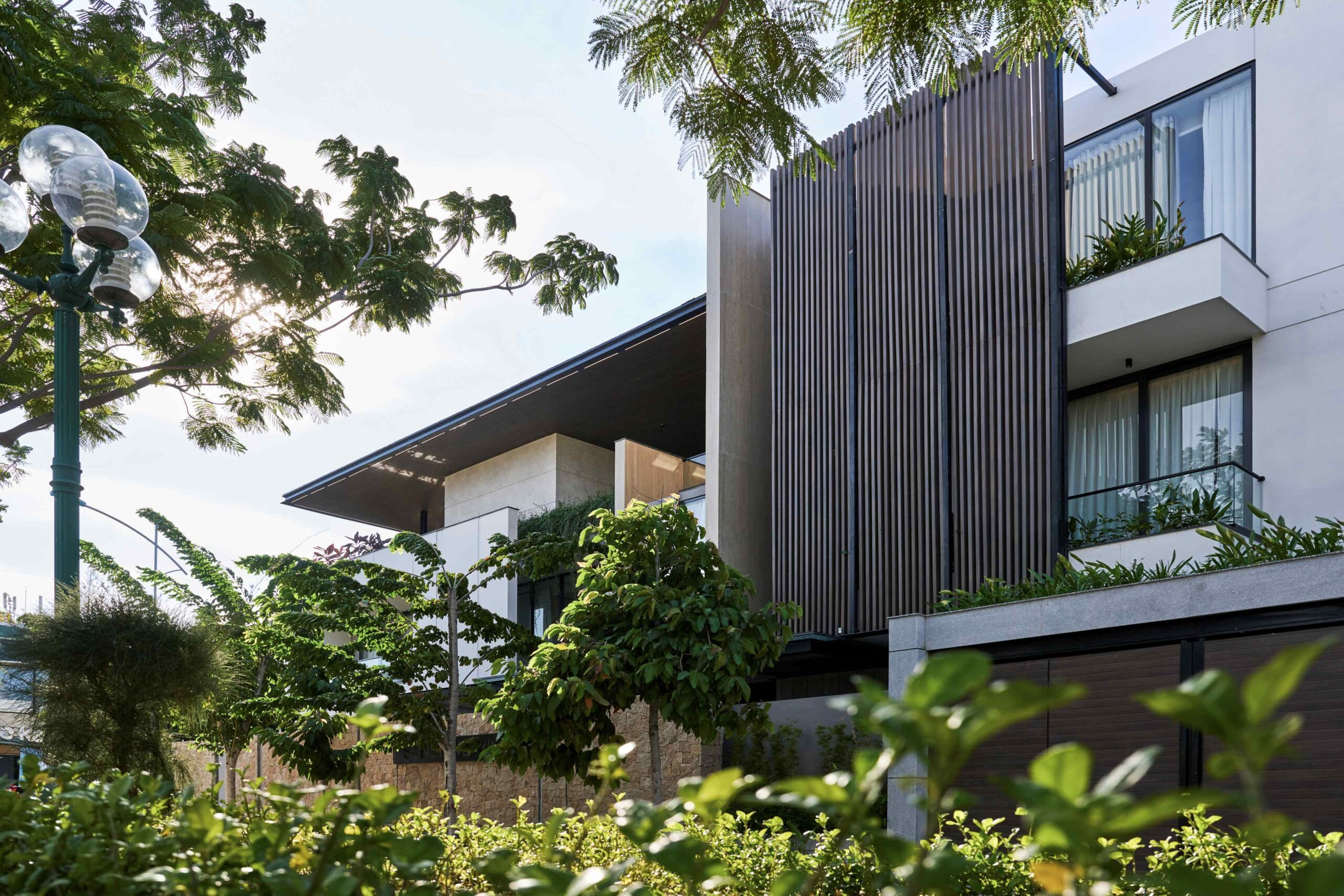 Read more about the article SUNSHINE VILLA | PALM ARCHI VN – DESIGN & BUILD