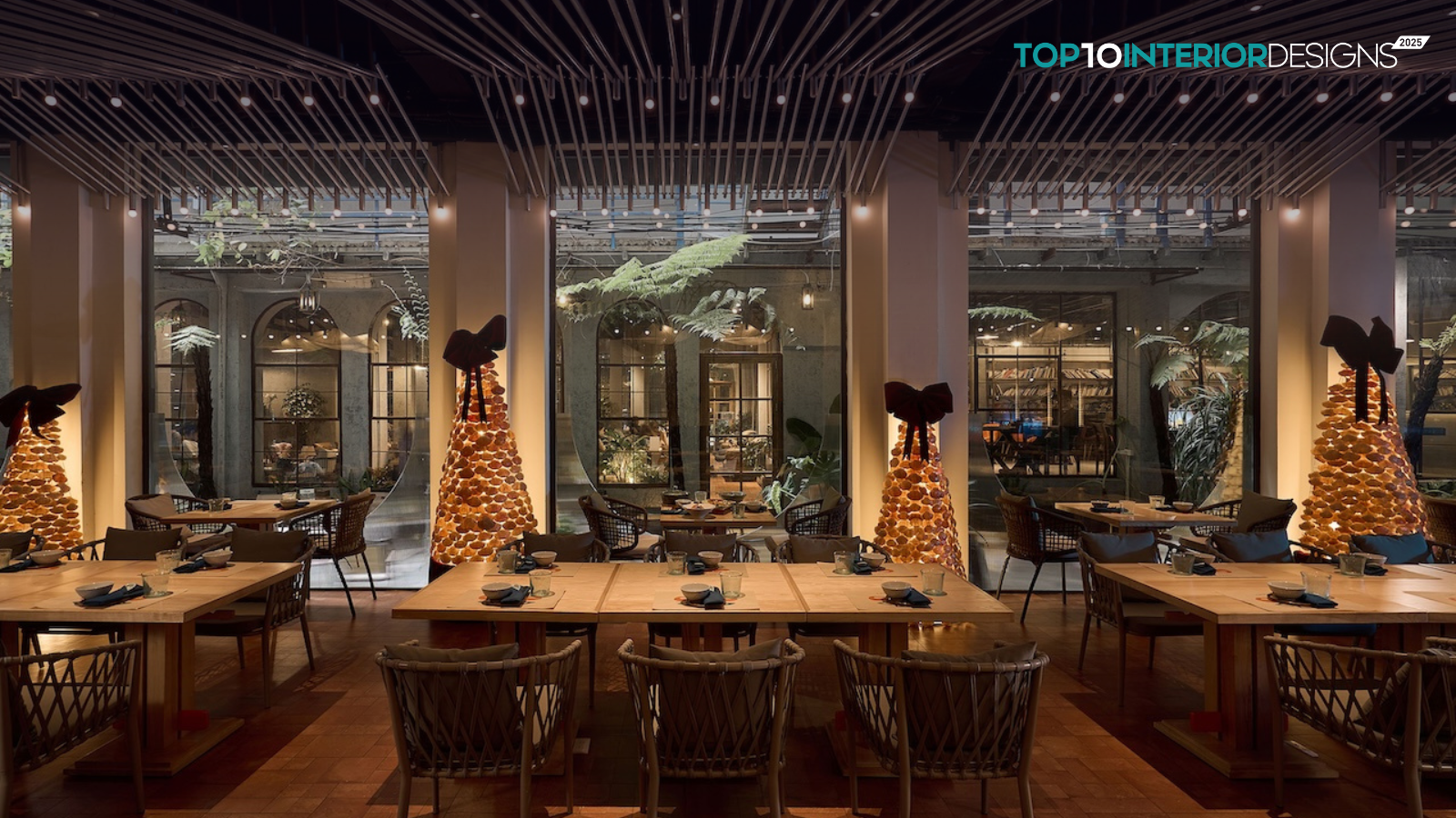 Read more about the article CUA CLUB | VUUV