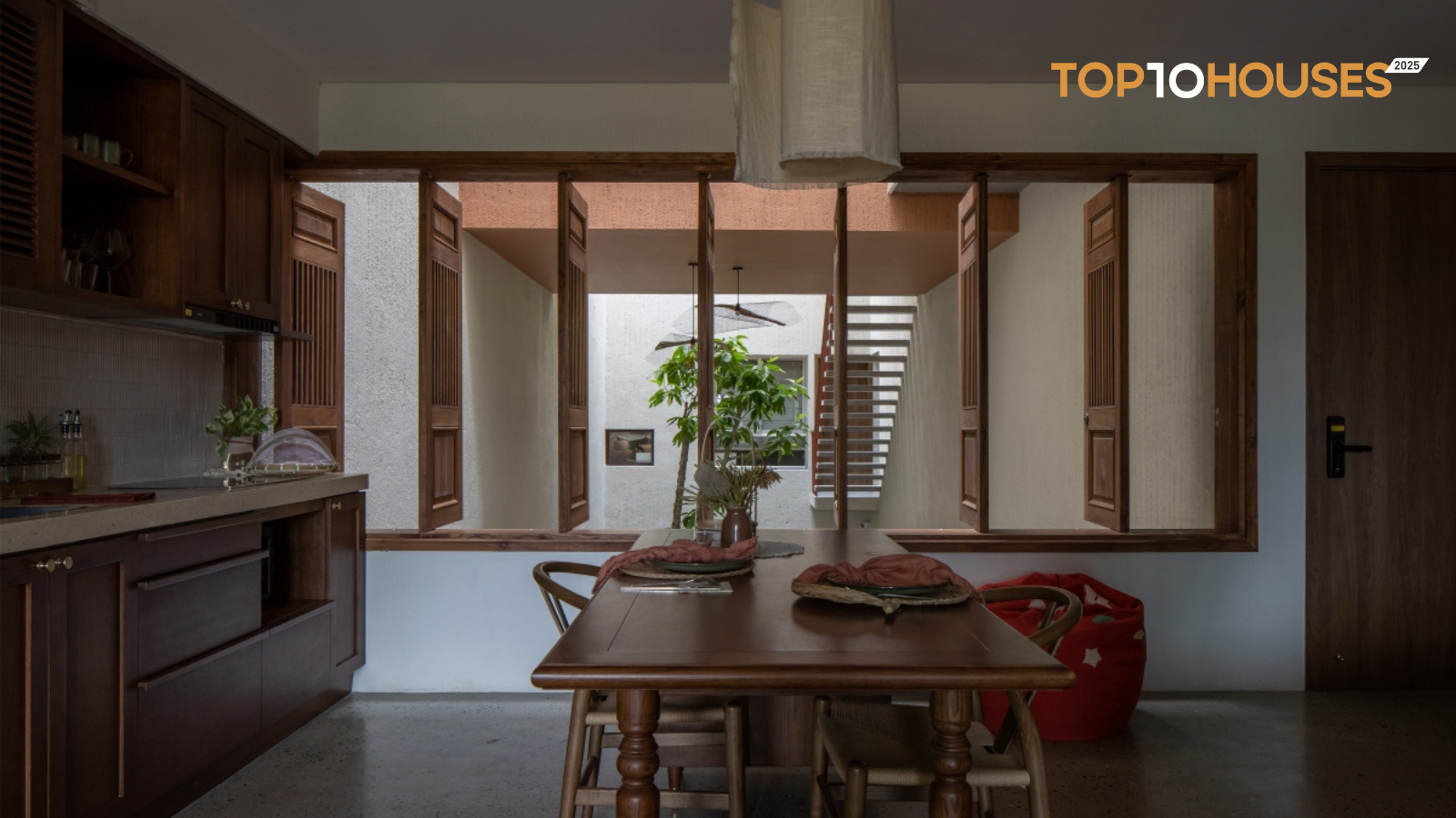 Read more about the article CAM FUSION | +84 STUDIO